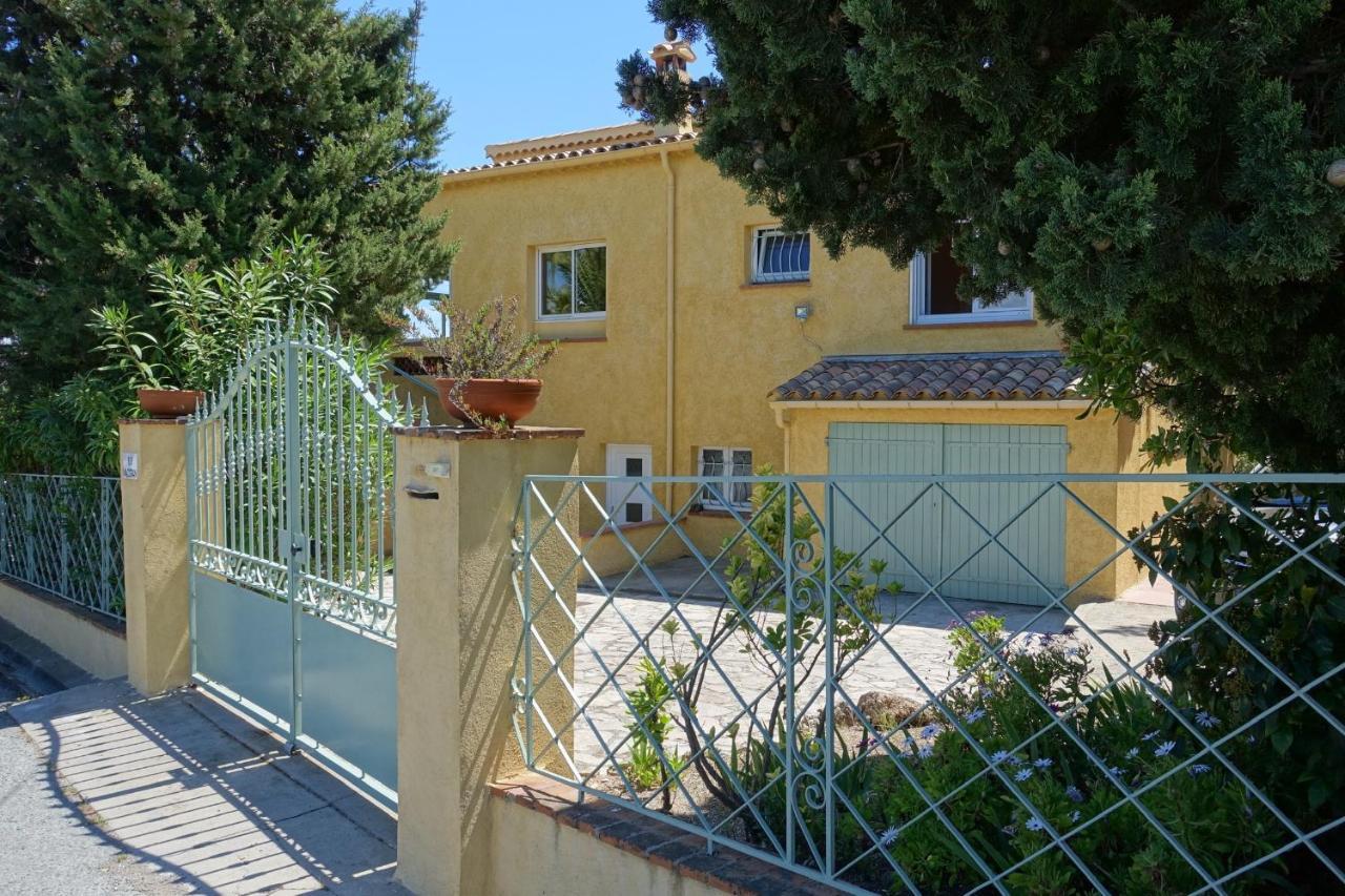 Villa Macoran 2 étoiles Saint Aygulf Extérieur photo